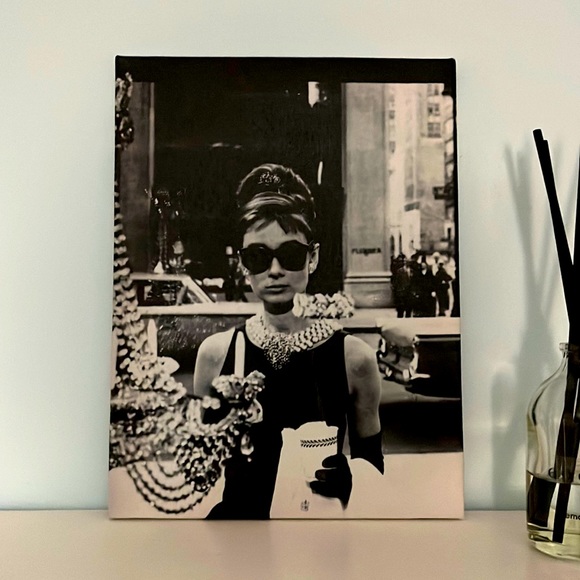 Audrey Hepburn Window Scene Breakfast at Tiffanys Movie Wall Decor Art π₯ποΈ - Picture 2 of 5